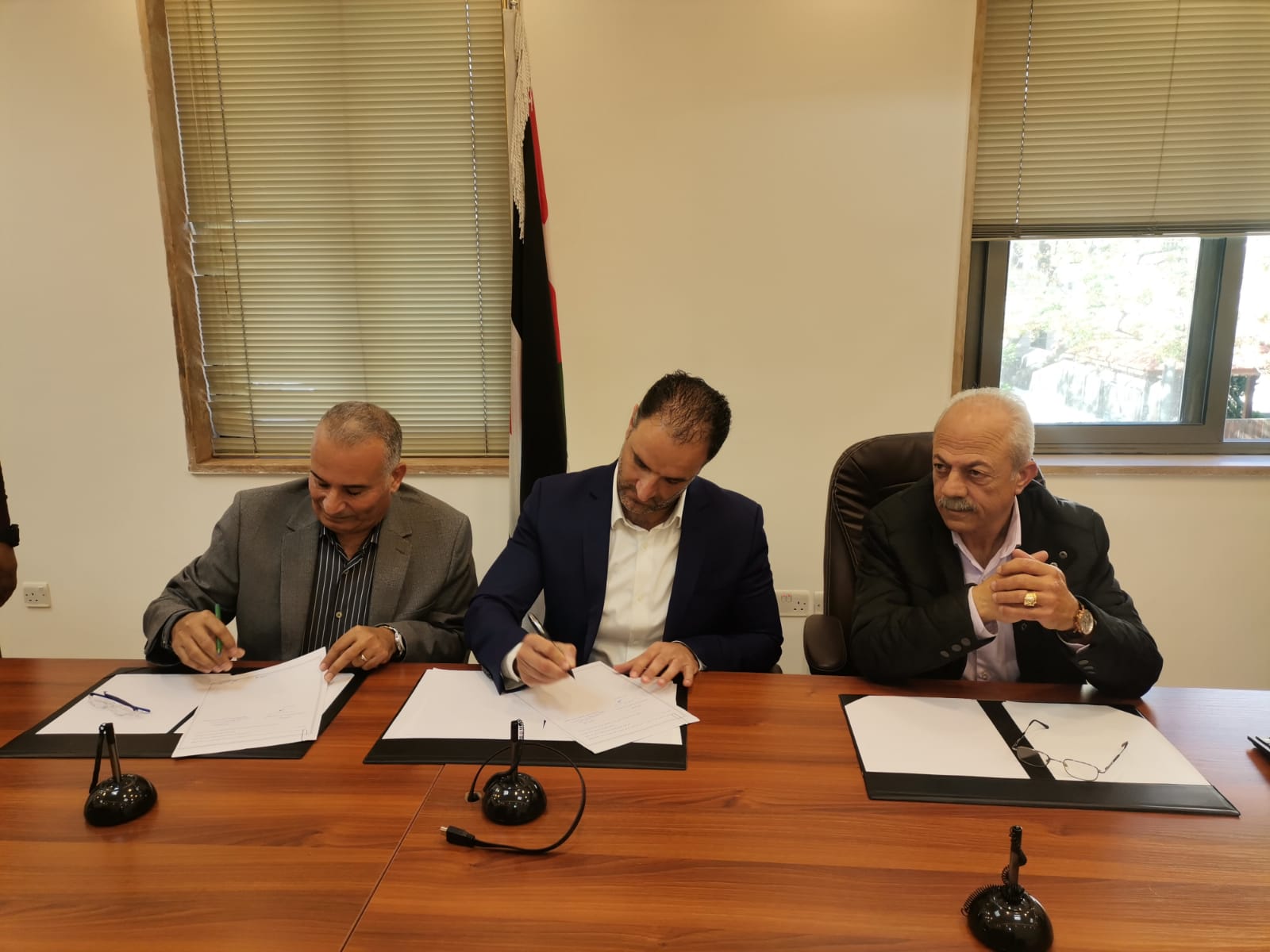توقيع اتفاقية مع مجموعة اتحاد المستشارين